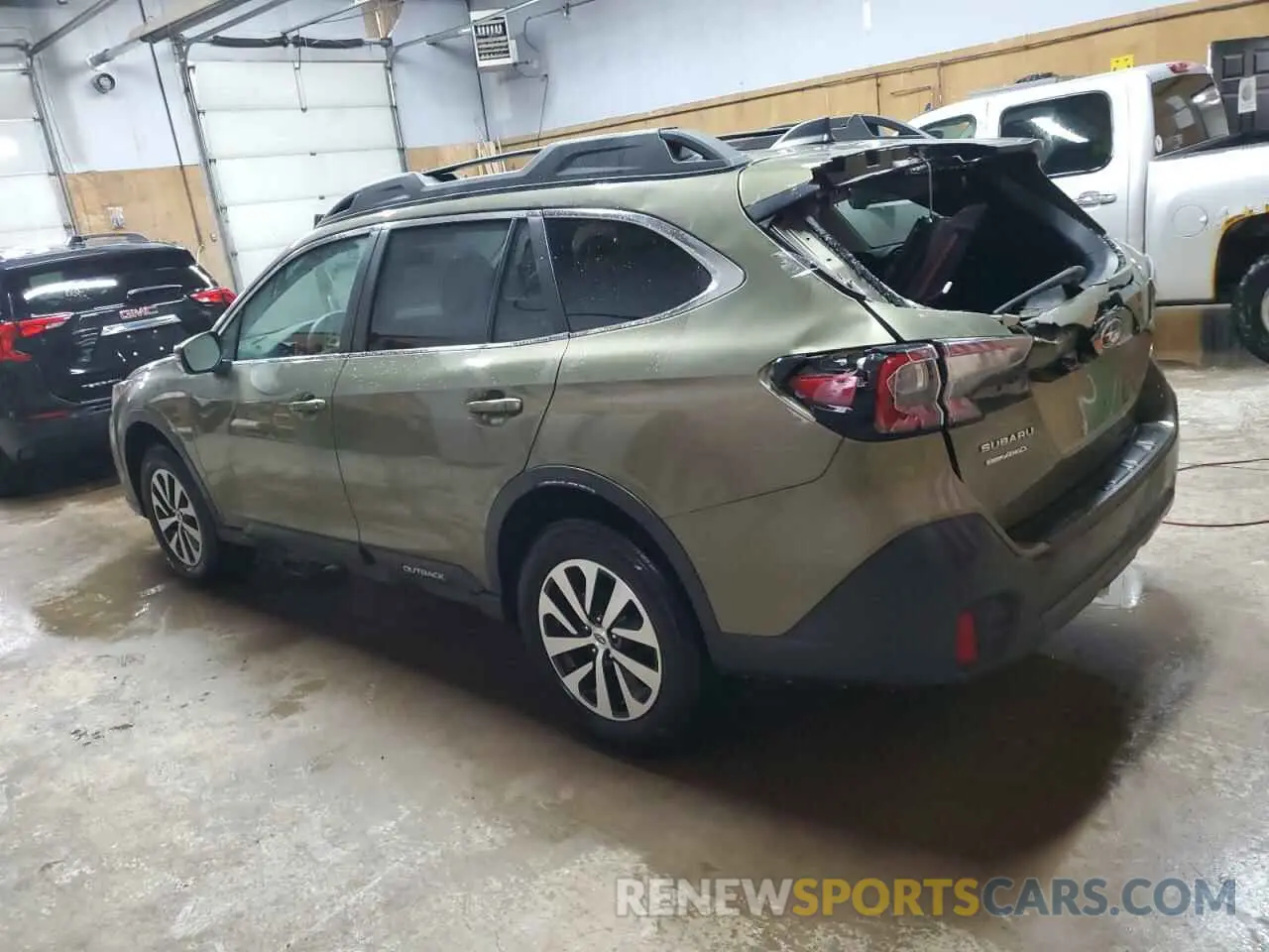 2 Photograph of a damaged car 4S4BTAEC0L3269249 SUBARU OUTBACK 2020