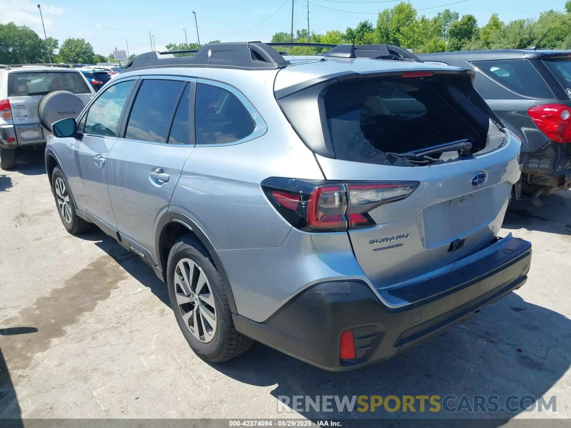 3 Photograph of a damaged car 4S4BTAEC2L3226595 SUBARU OUTBACK 2020