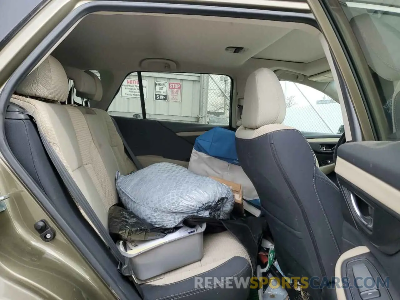 11 Photograph of a damaged car 4S4BTAEC2L3249052 SUBARU OUTBACK 2020