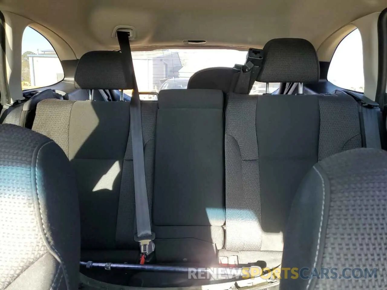 10 Photograph of a damaged car 4S4BTAEC6L3162562 SUBARU OUTBACK 2020