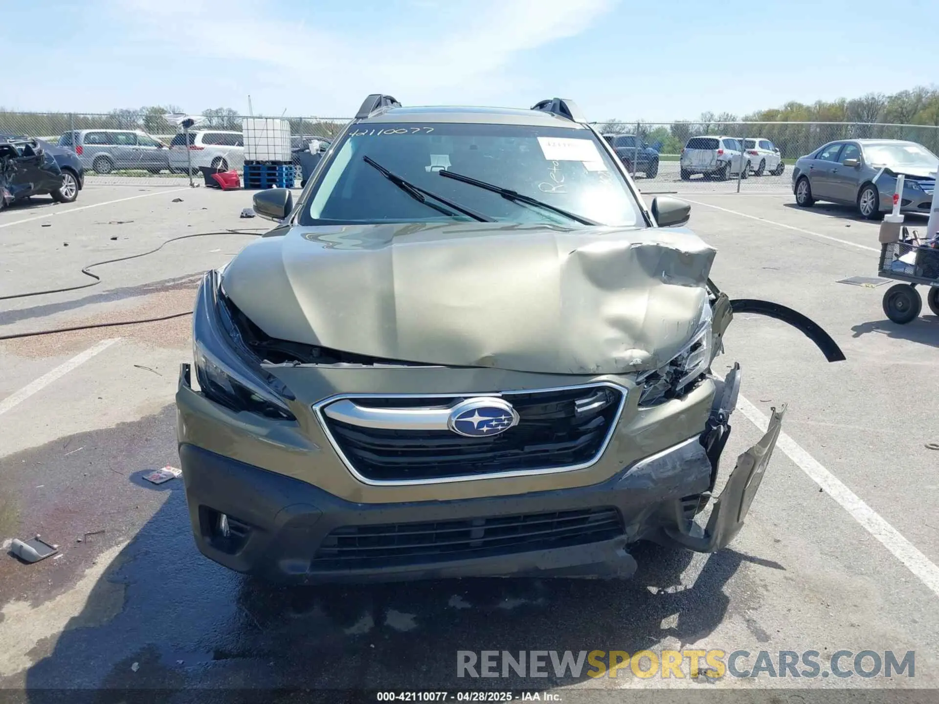 12 Photograph of a damaged car 4S4BTAEC6L3203661 SUBARU OUTBACK 2020
