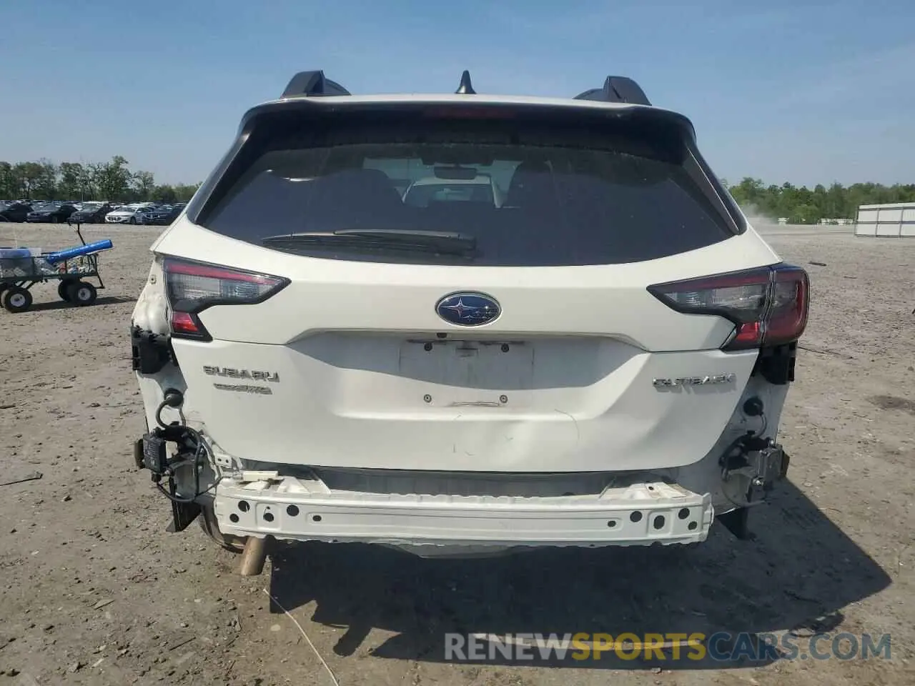 6 Photograph of a damaged car 4S4BTAEC7L3130882 SUBARU OUTBACK 2020