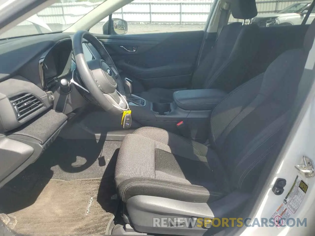 7 Photograph of a damaged car 4S4BTAEC7L3130882 SUBARU OUTBACK 2020
