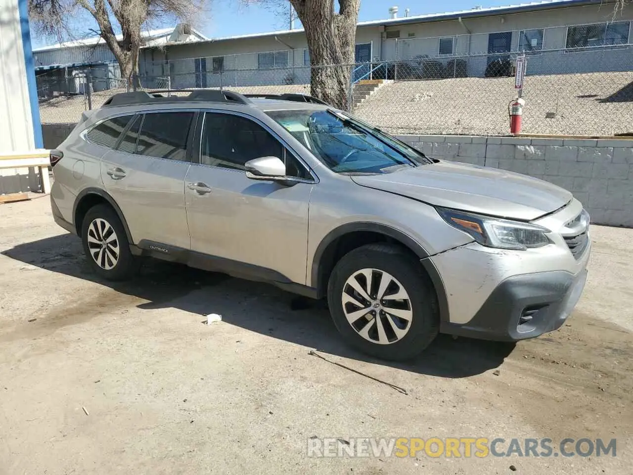 4 Photograph of a damaged car 4S4BTAEC7L3178947 SUBARU OUTBACK 2020