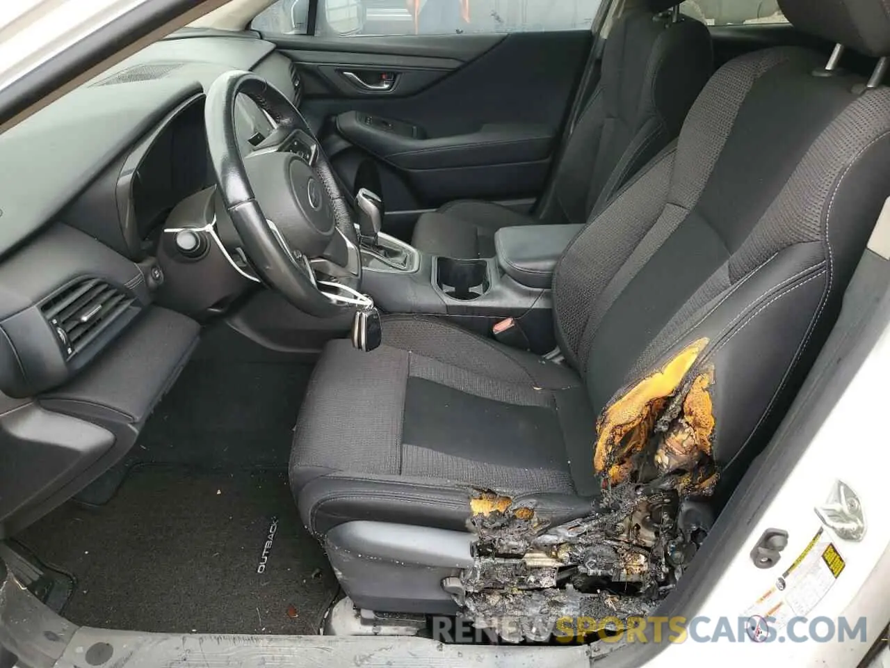 7 Photograph of a damaged car 4S4BTAEC8L3182473 SUBARU OUTBACK 2020