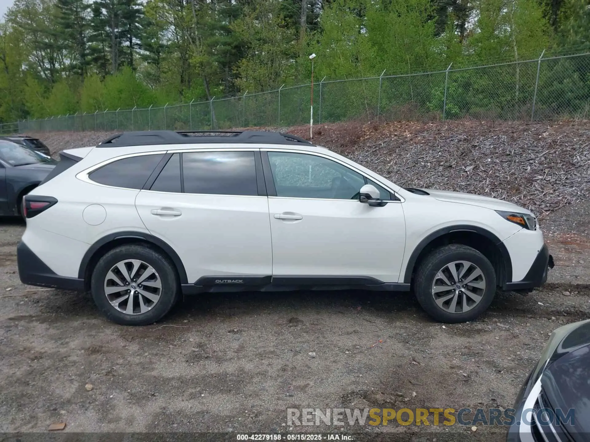 14 Photograph of a damaged car 4S4BTAEC9L3109130 SUBARU OUTBACK 2020