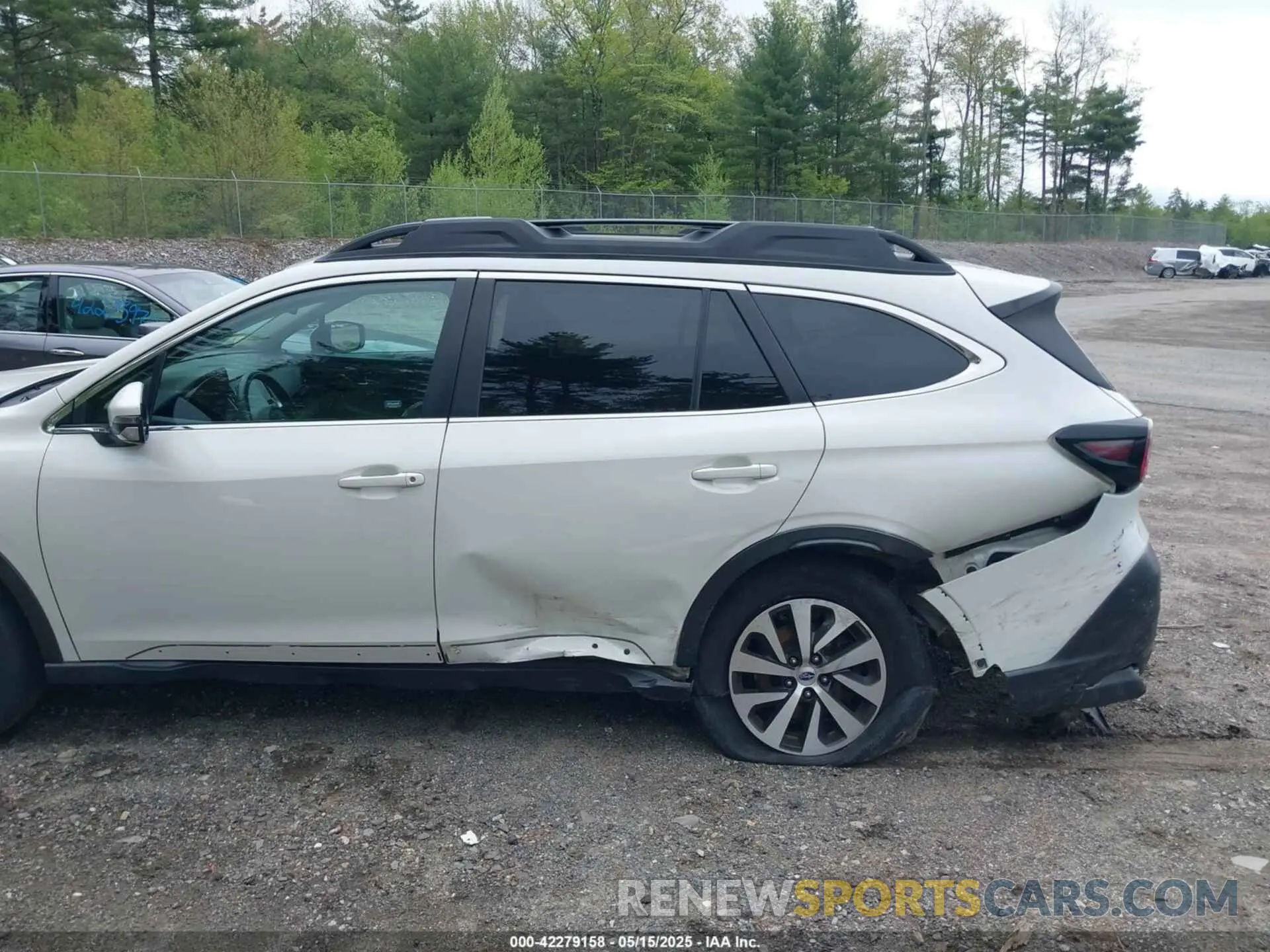6 Photograph of a damaged car 4S4BTAEC9L3109130 SUBARU OUTBACK 2020