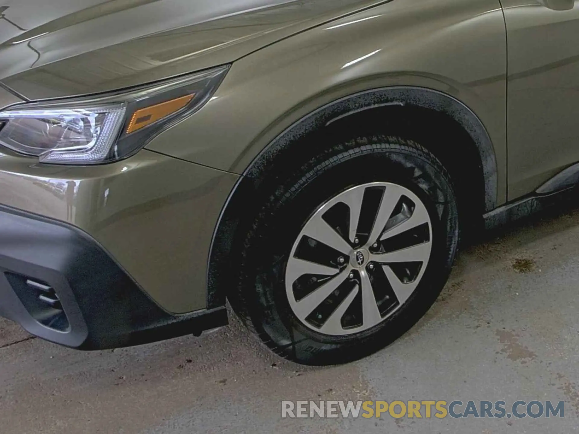 26 Photograph of a damaged car 4S4BTAEC9L3125652 SUBARU OUTBACK 2020