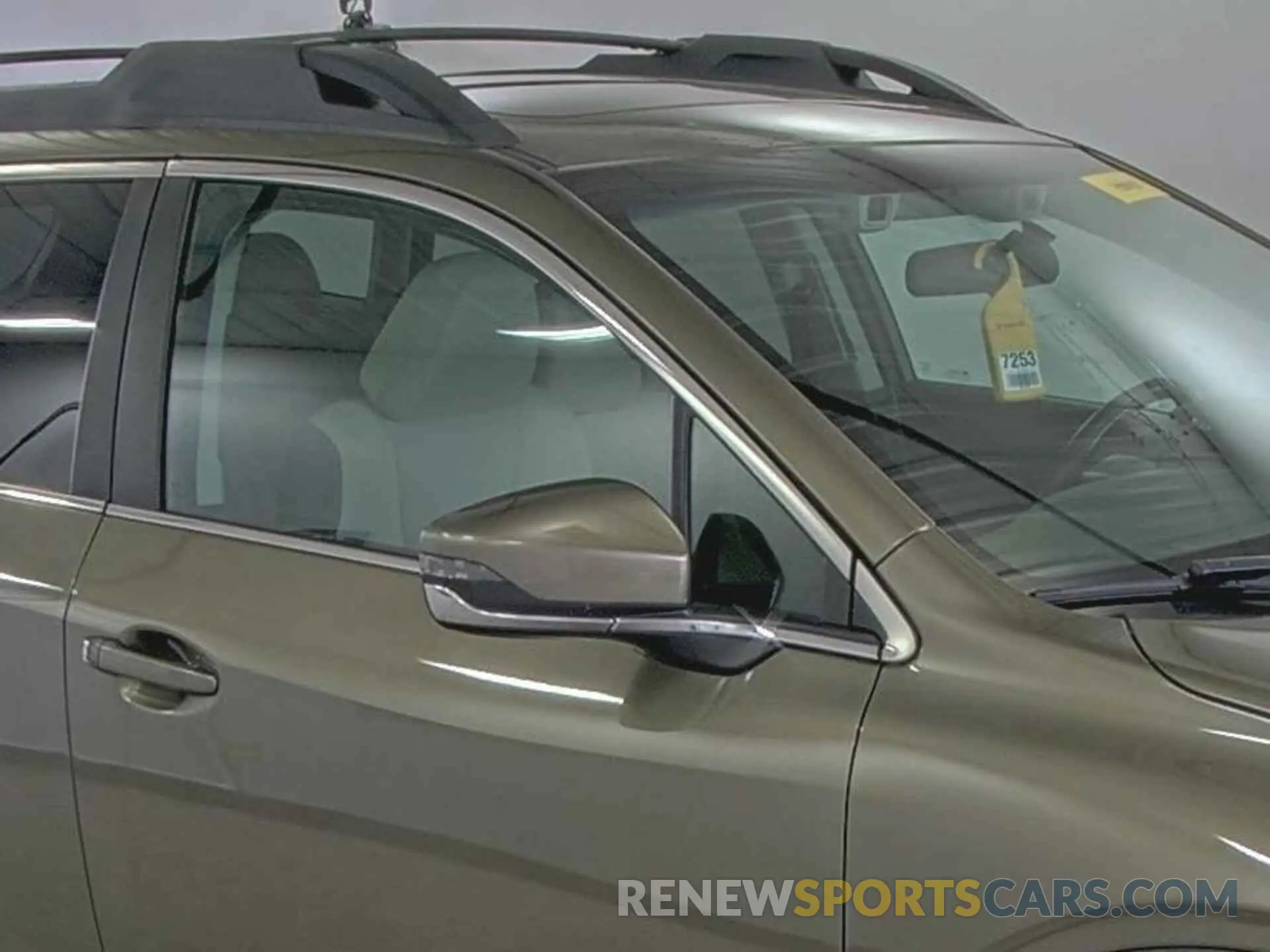 27 Photograph of a damaged car 4S4BTAEC9L3125652 SUBARU OUTBACK 2020