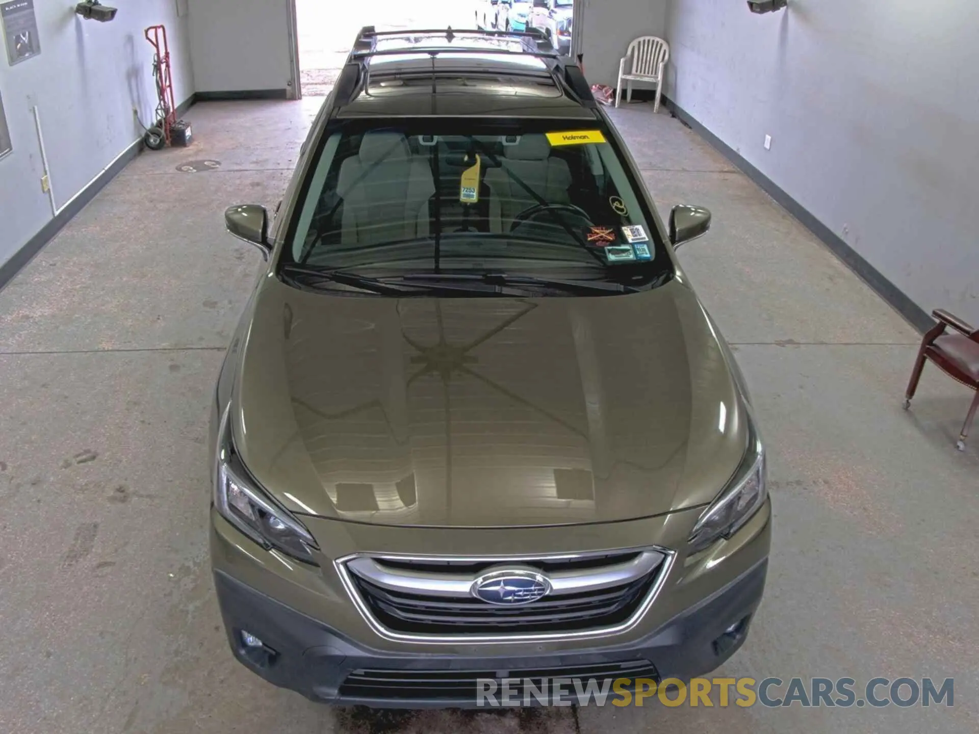 3 Photograph of a damaged car 4S4BTAEC9L3125652 SUBARU OUTBACK 2020
