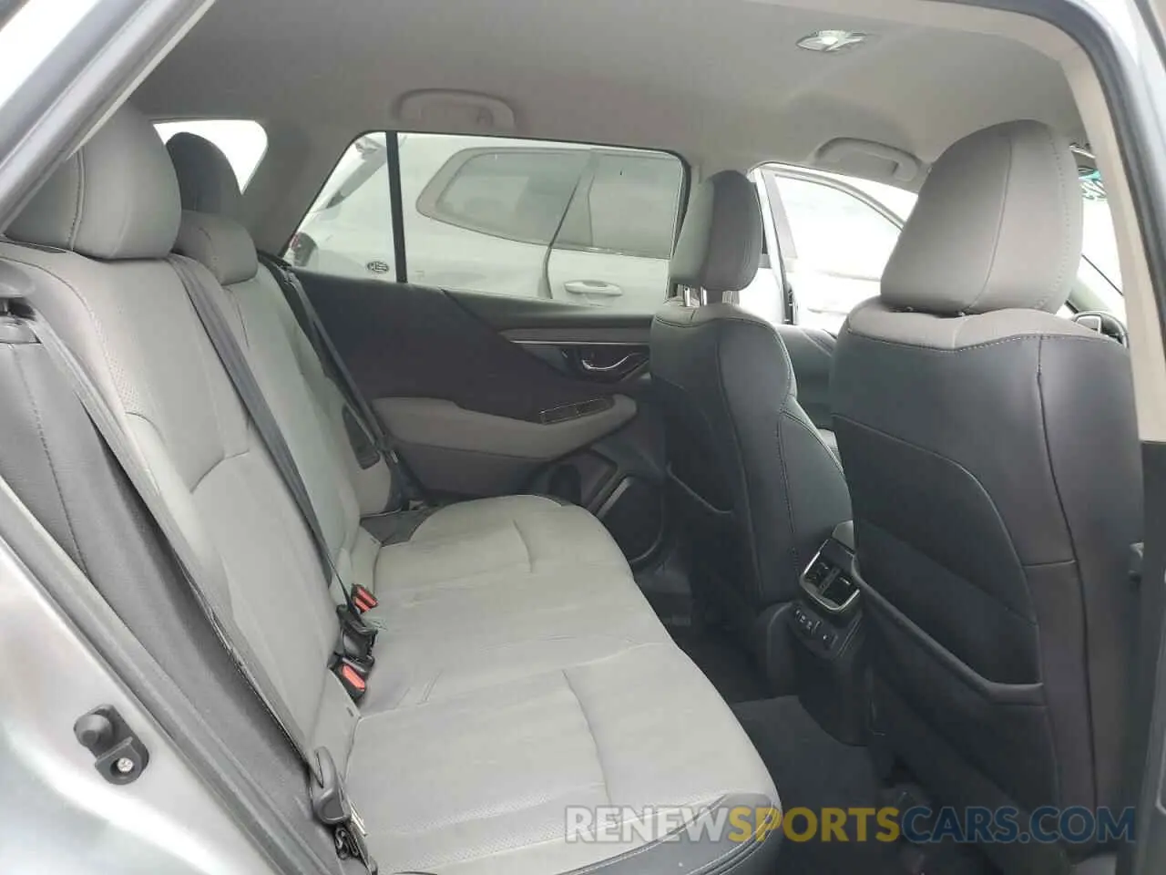11 Photograph of a damaged car 4S4BTALC2L3225126 SUBARU OUTBACK 2020