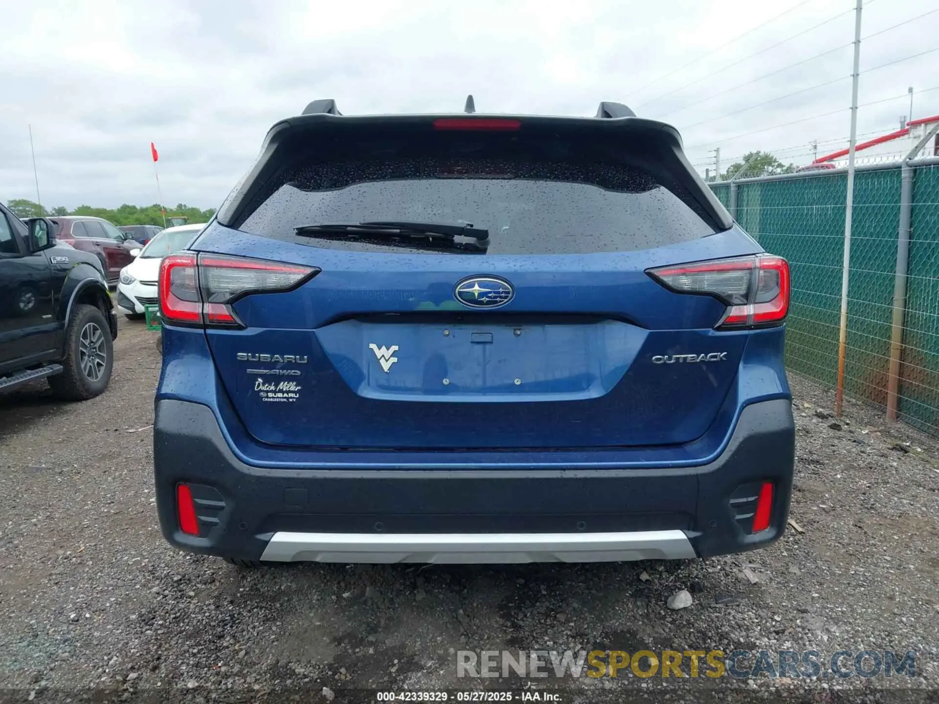 16 Photograph of a damaged car 4S4BTALC8L3128058 SUBARU OUTBACK 2020