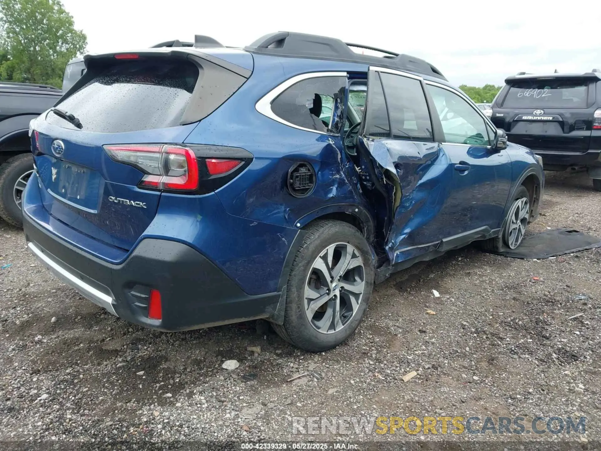 4 Photograph of a damaged car 4S4BTALC8L3128058 SUBARU OUTBACK 2020