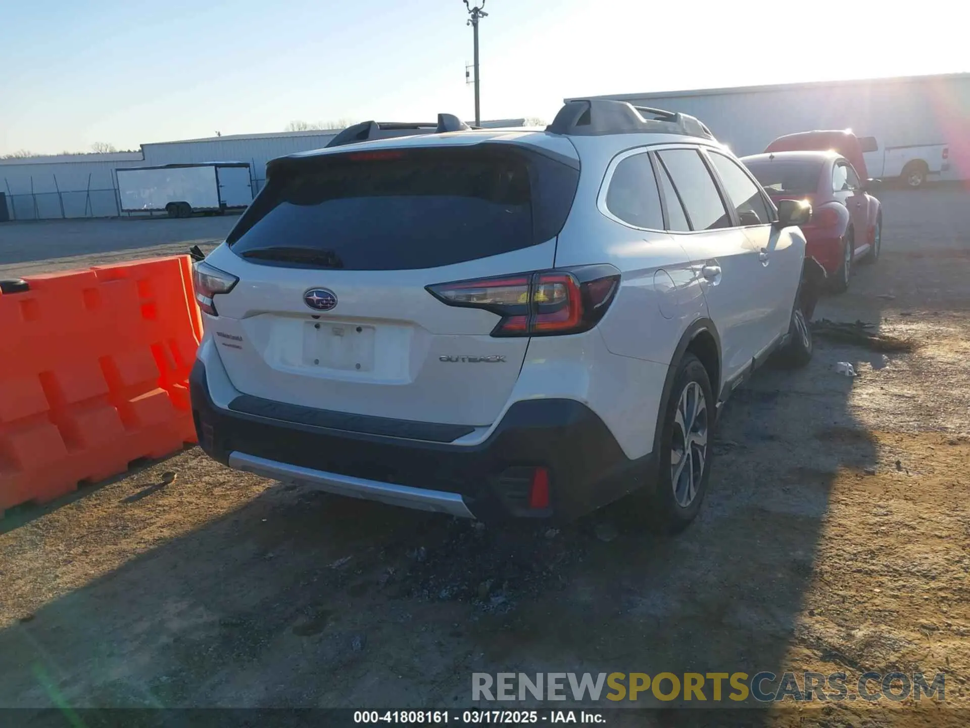 4 Photograph of a damaged car 4S4BTALC9L3235572 SUBARU OUTBACK 2020