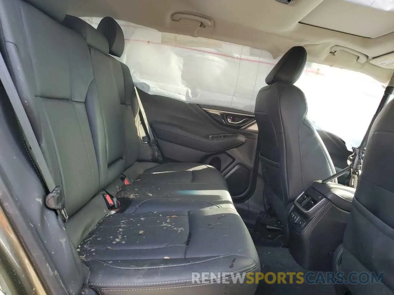 11 Photograph of a damaged car 4S4BTANC1L3175770 SUBARU OUTBACK 2020