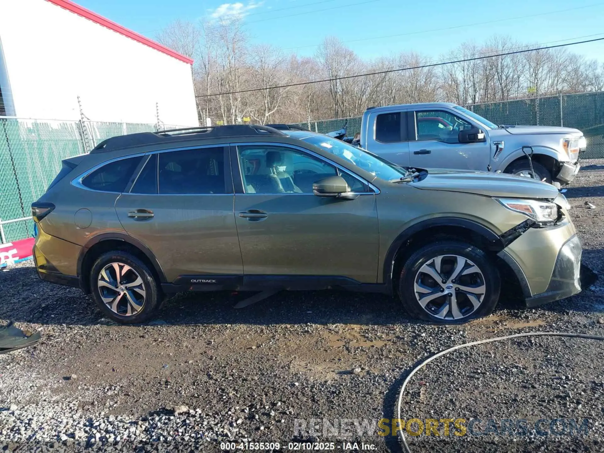 13 Photograph of a damaged car 4S4BTANC2L3201518 SUBARU OUTBACK 2020