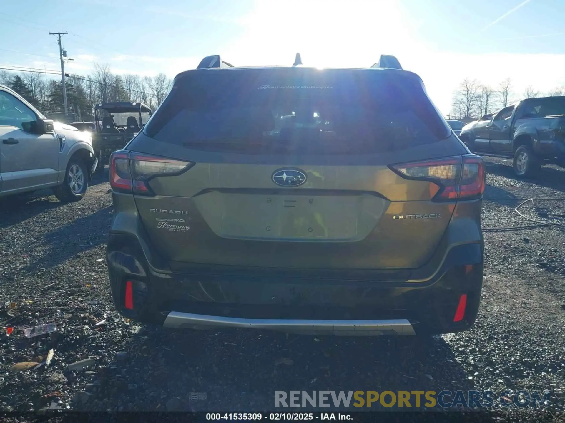 16 Photograph of a damaged car 4S4BTANC2L3201518 SUBARU OUTBACK 2020