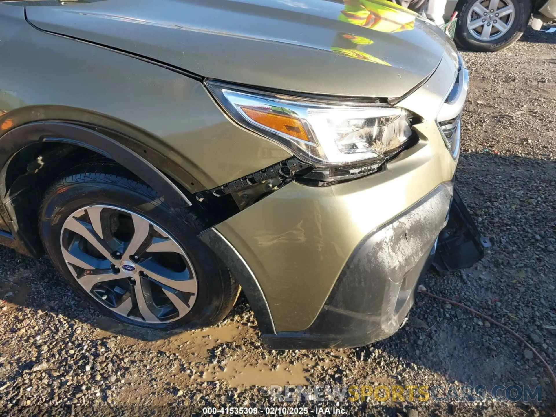 6 Photograph of a damaged car 4S4BTANC2L3201518 SUBARU OUTBACK 2020