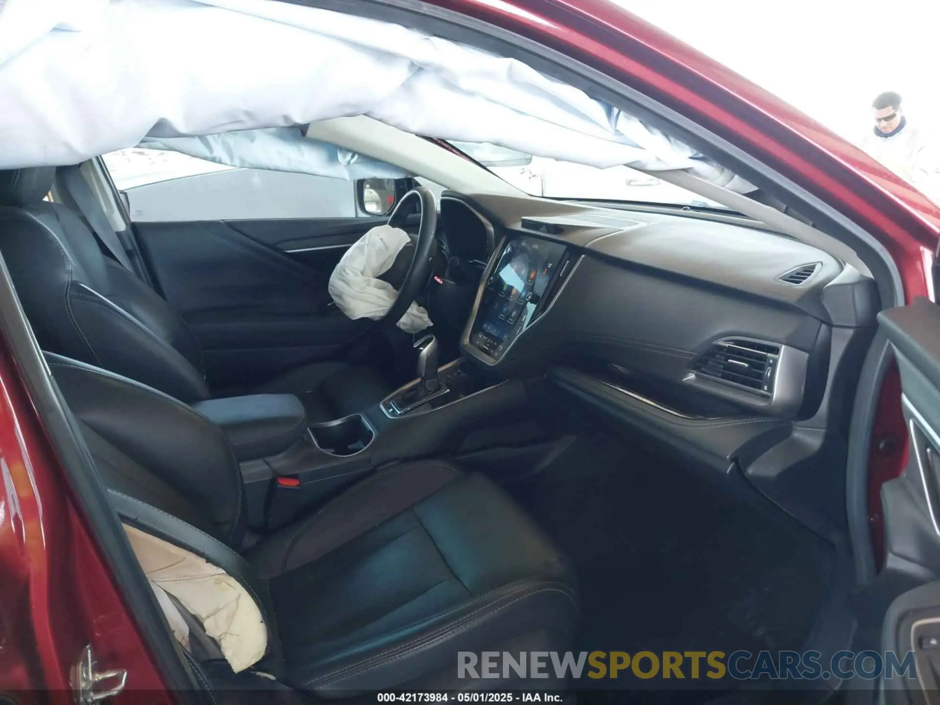 5 Photograph of a damaged car 4S4BTANC2L3249228 SUBARU OUTBACK 2020