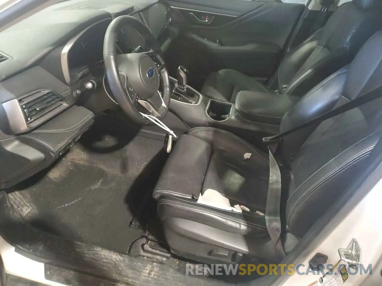 7 Photograph of a damaged car 4S4BTANC3L3154936 SUBARU OUTBACK 2020