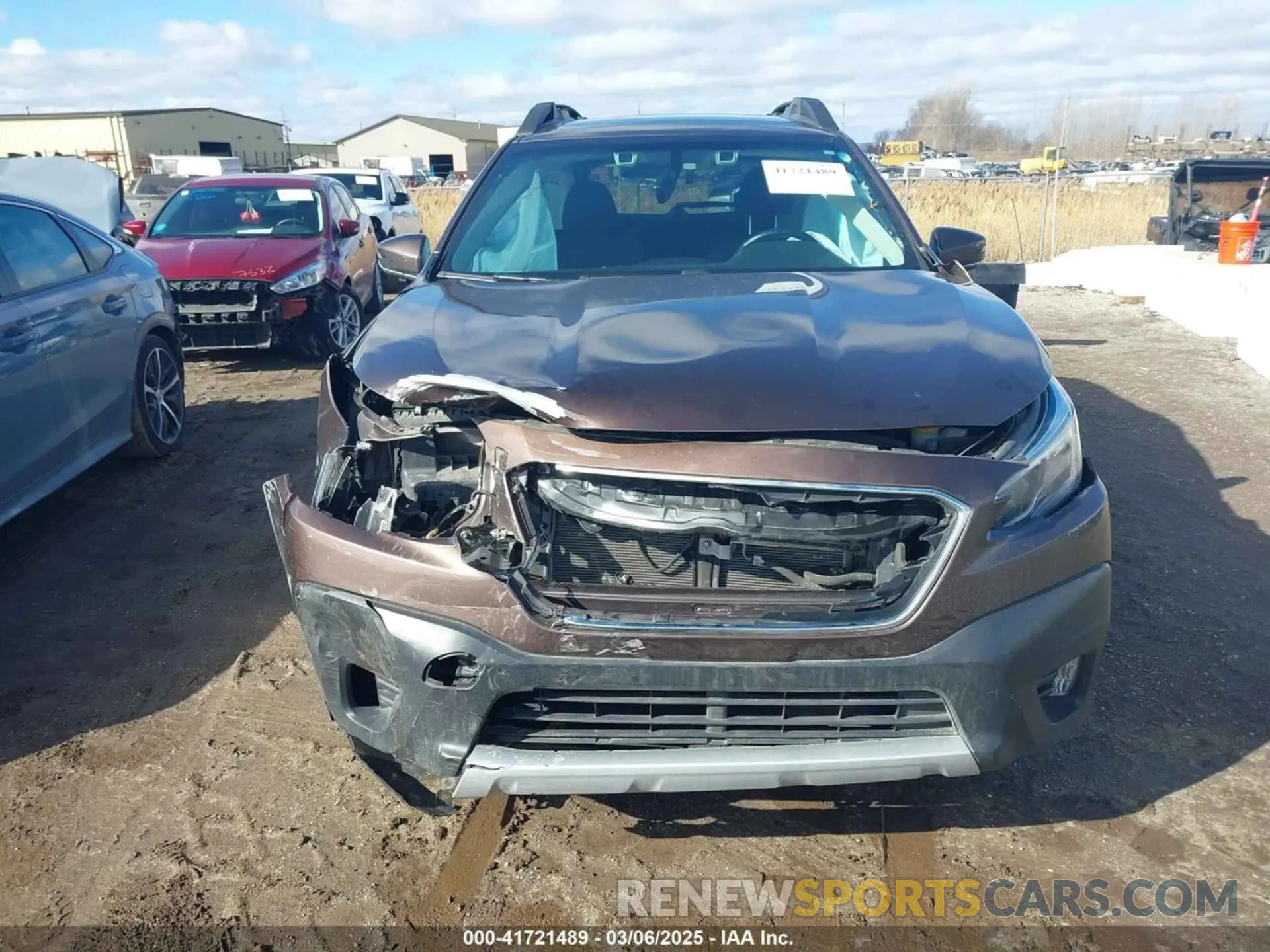 12 Photograph of a damaged car 4S4BTANC3L3269360 SUBARU OUTBACK 2020
