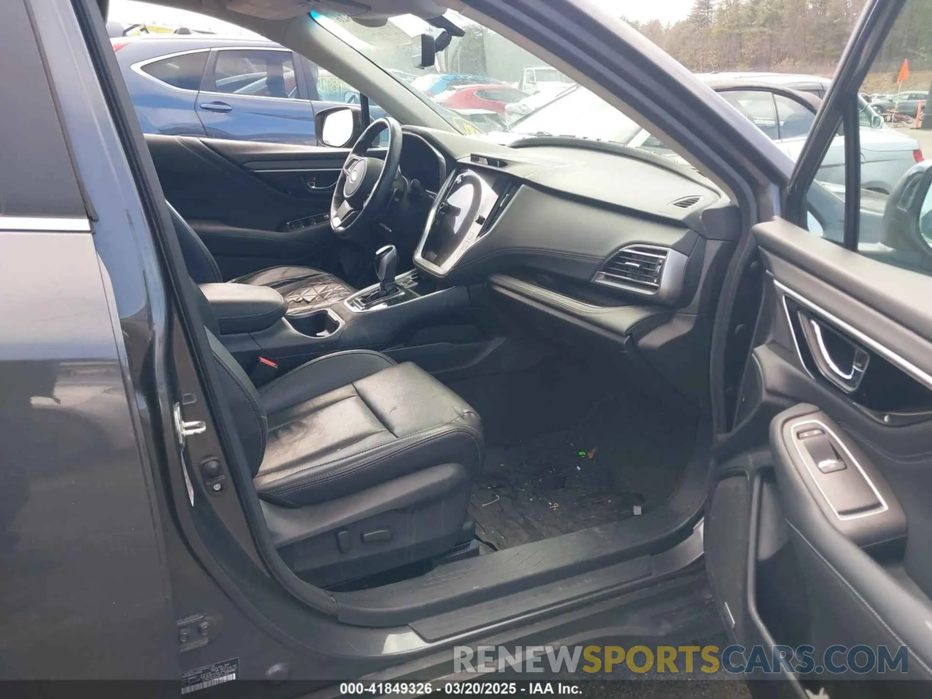 5 Photograph of a damaged car 4S4BTANC4L3105308 SUBARU OUTBACK 2020