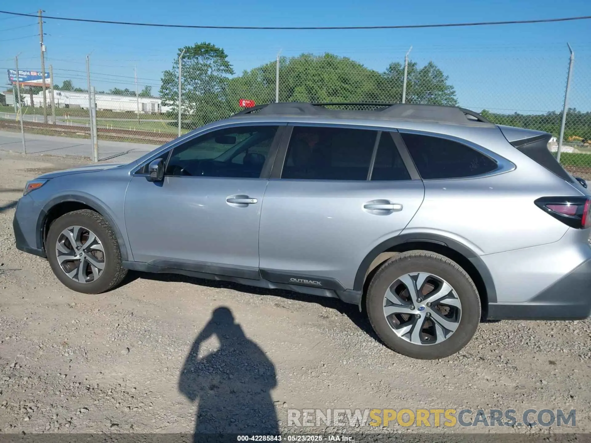 14 Photograph of a damaged car 4S4BTANC6L3172251 SUBARU OUTBACK 2020