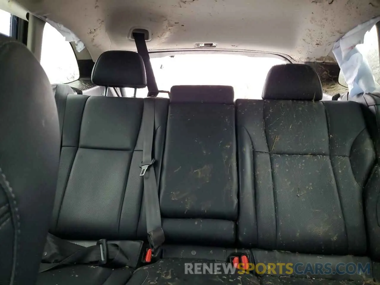 10 Photograph of a damaged car 4S4BTANC6L3239852 SUBARU OUTBACK 2020