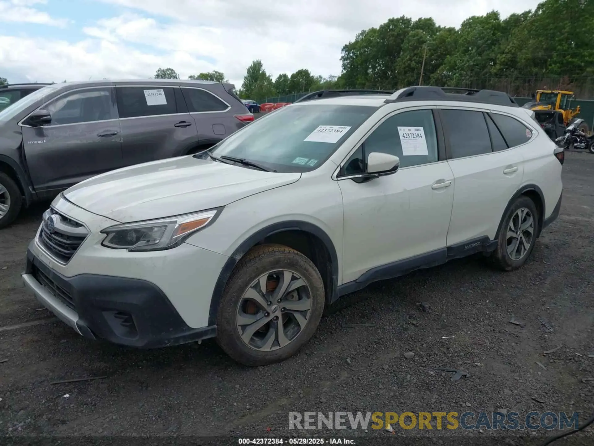 2 Photograph of a damaged car 4S4BTANC7L3154471 SUBARU OUTBACK 2020