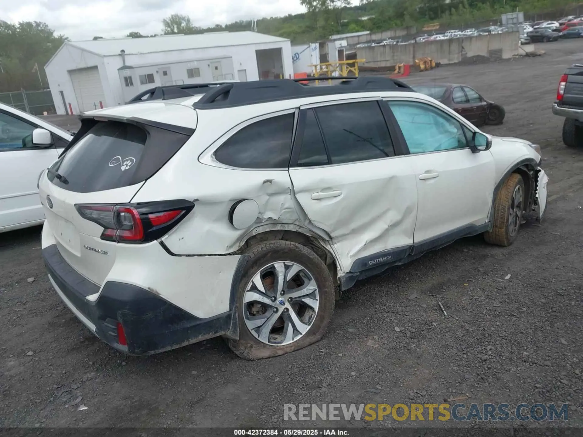4 Photograph of a damaged car 4S4BTANC7L3154471 SUBARU OUTBACK 2020