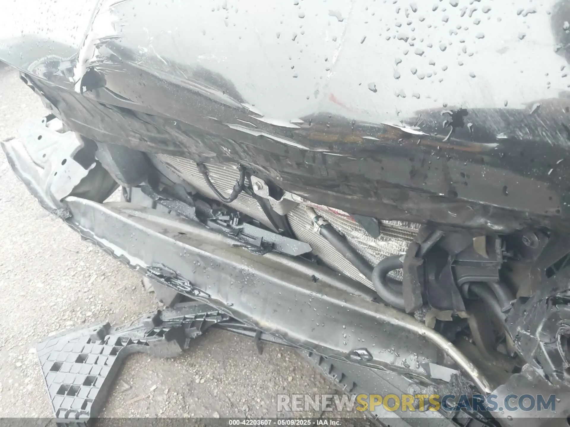 10 Photograph of a damaged car 4S4BTANC7L3241626 SUBARU OUTBACK 2020