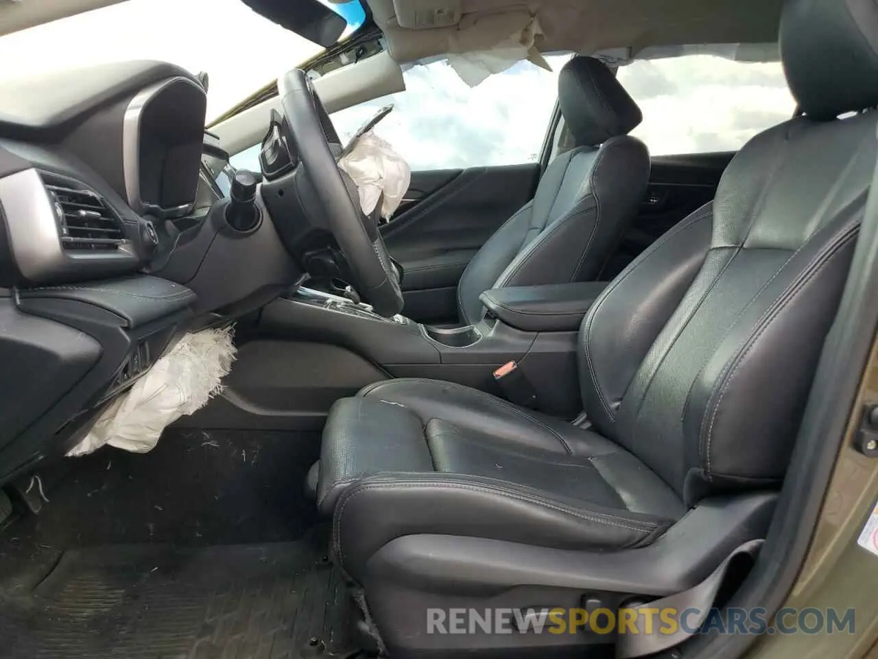 7 Photograph of a damaged car 4S4BTANC8L3127991 SUBARU OUTBACK 2020