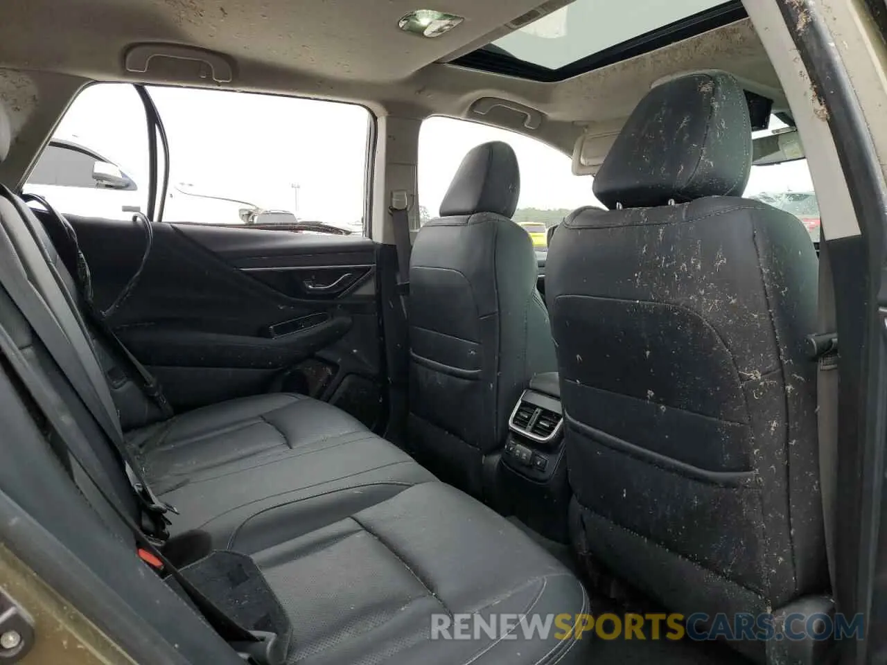 11 Photograph of a damaged car 4S4BTANC9L3175645 SUBARU OUTBACK 2020