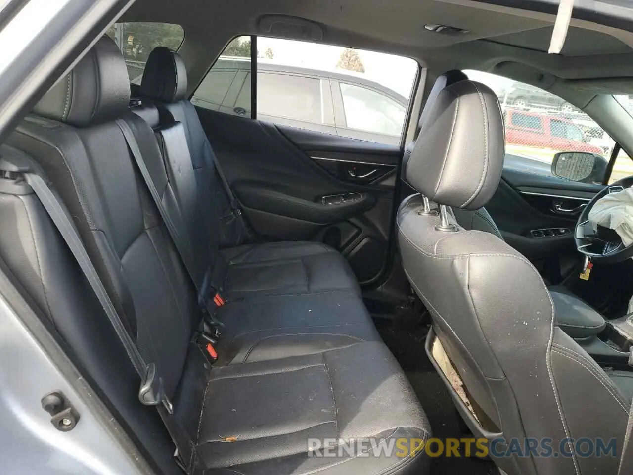 11 Photograph of a damaged car 4S4BTANCXL3121786 SUBARU OUTBACK 2020