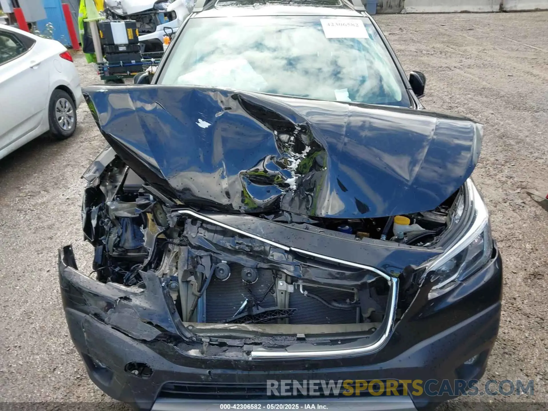 10 Photograph of a damaged car 4S4BTANCXL3229387 SUBARU OUTBACK 2020