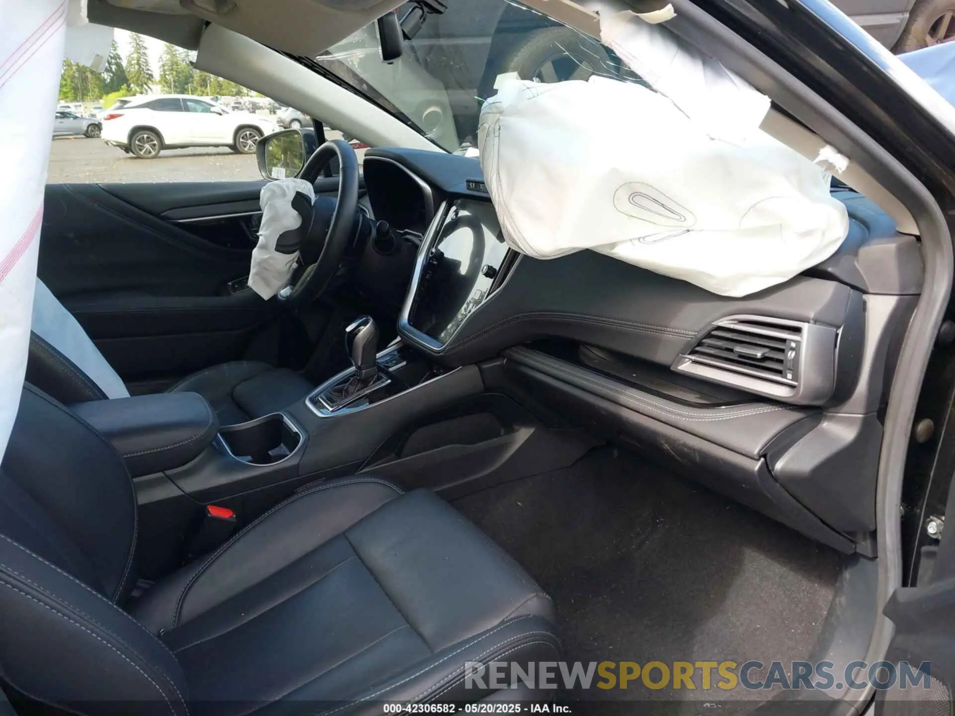 5 Photograph of a damaged car 4S4BTANCXL3229387 SUBARU OUTBACK 2020