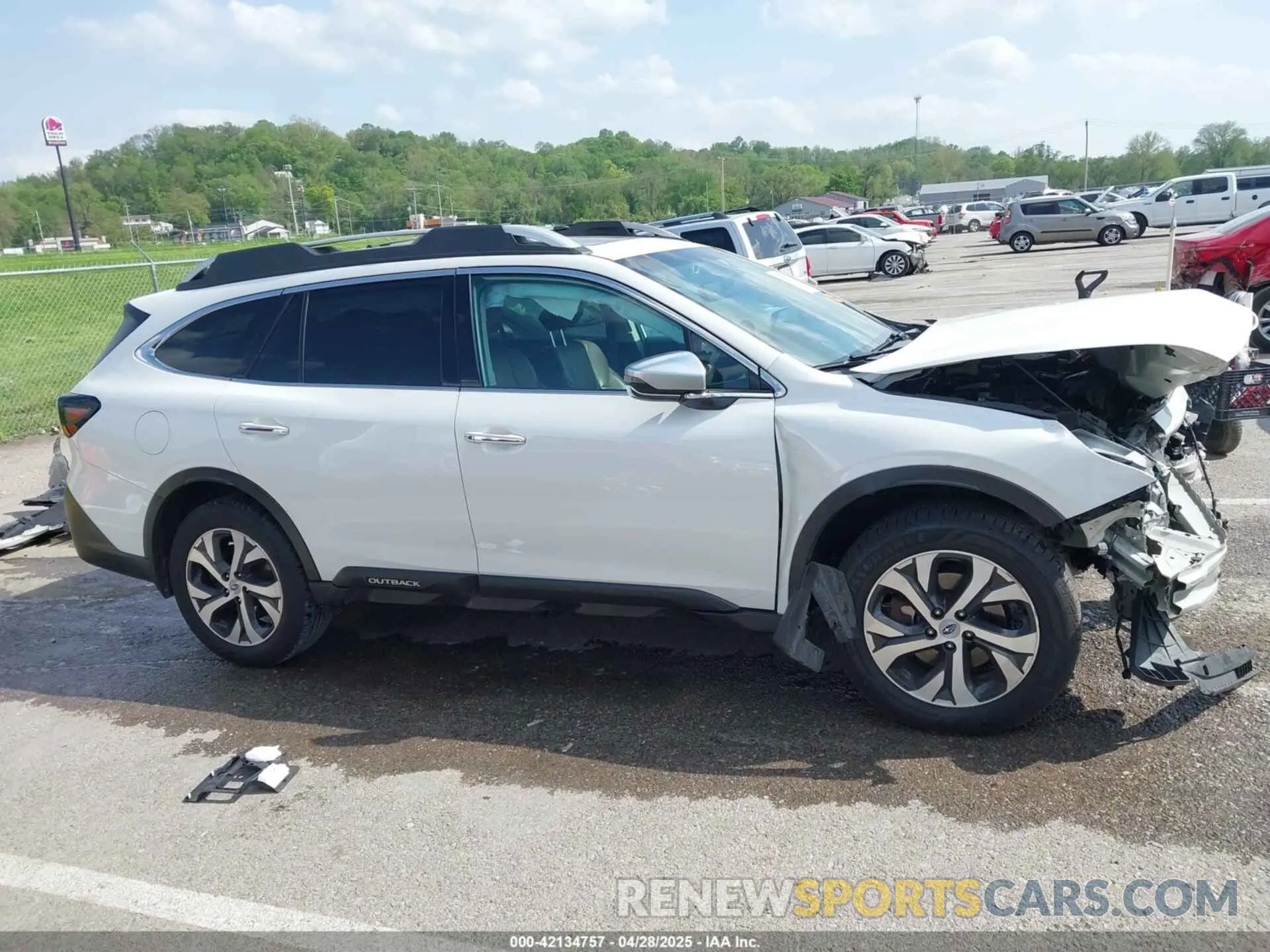 14 Photograph of a damaged car 4S4BTAPC0L3100362 SUBARU OUTBACK 2020