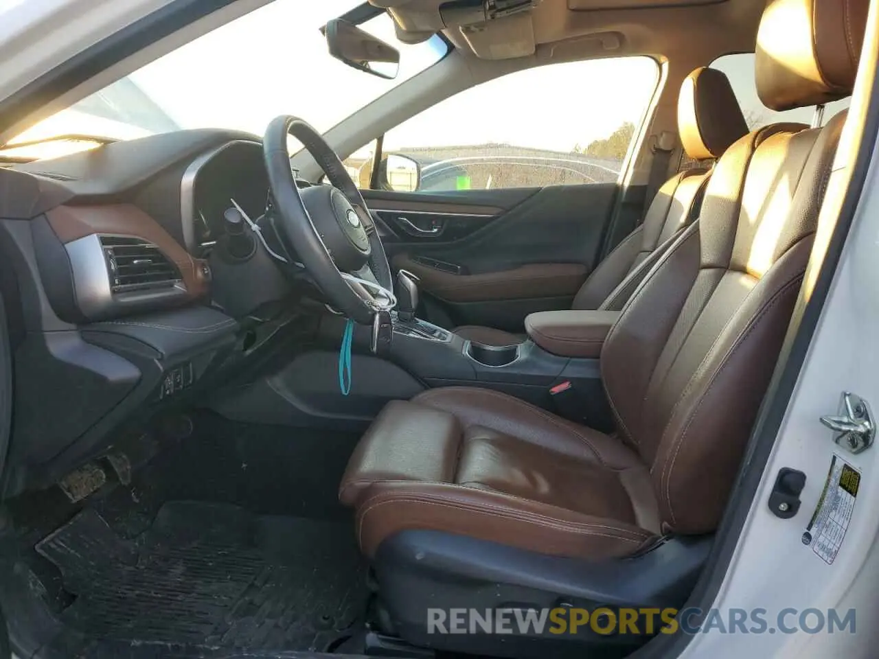7 Photograph of a damaged car 4S4BTAPC1L3240565 SUBARU OUTBACK 2020