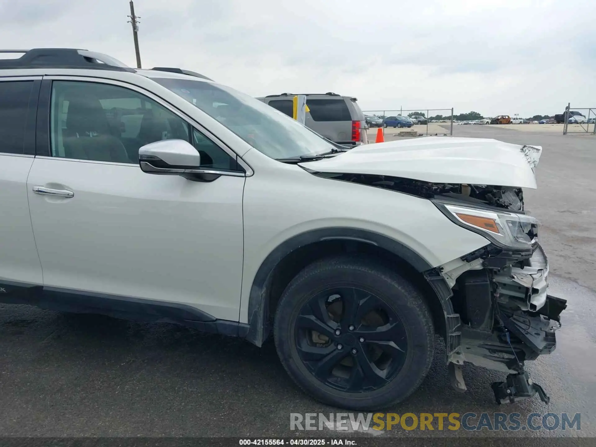 19 Photograph of a damaged car 4S4BTAPC7L3209143 SUBARU OUTBACK 2020