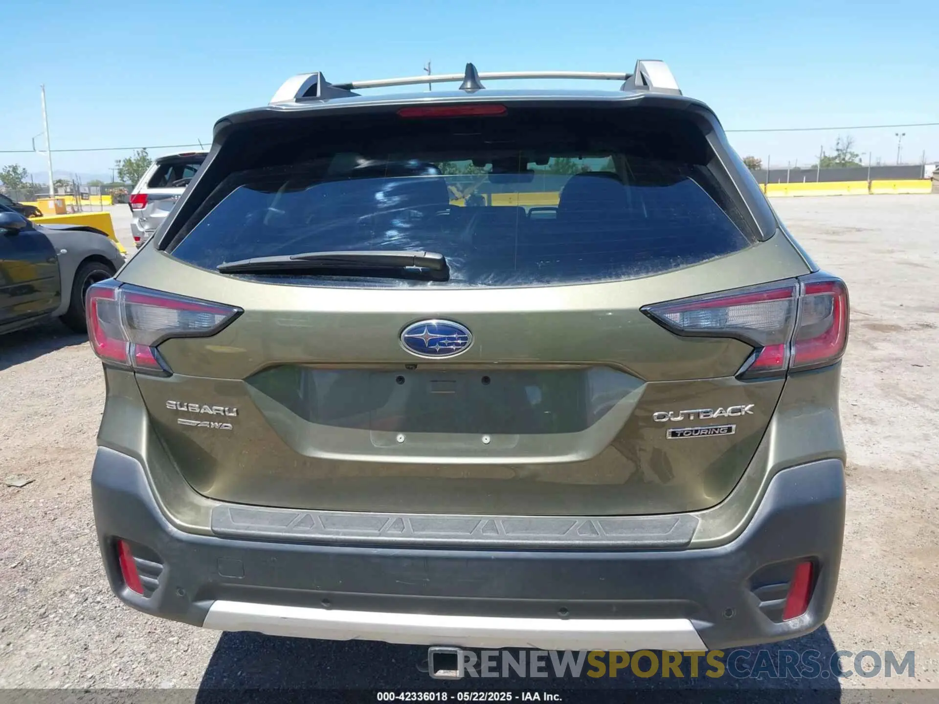 16 Photograph of a damaged car 4S4BTAPC7L3241817 SUBARU OUTBACK 2020