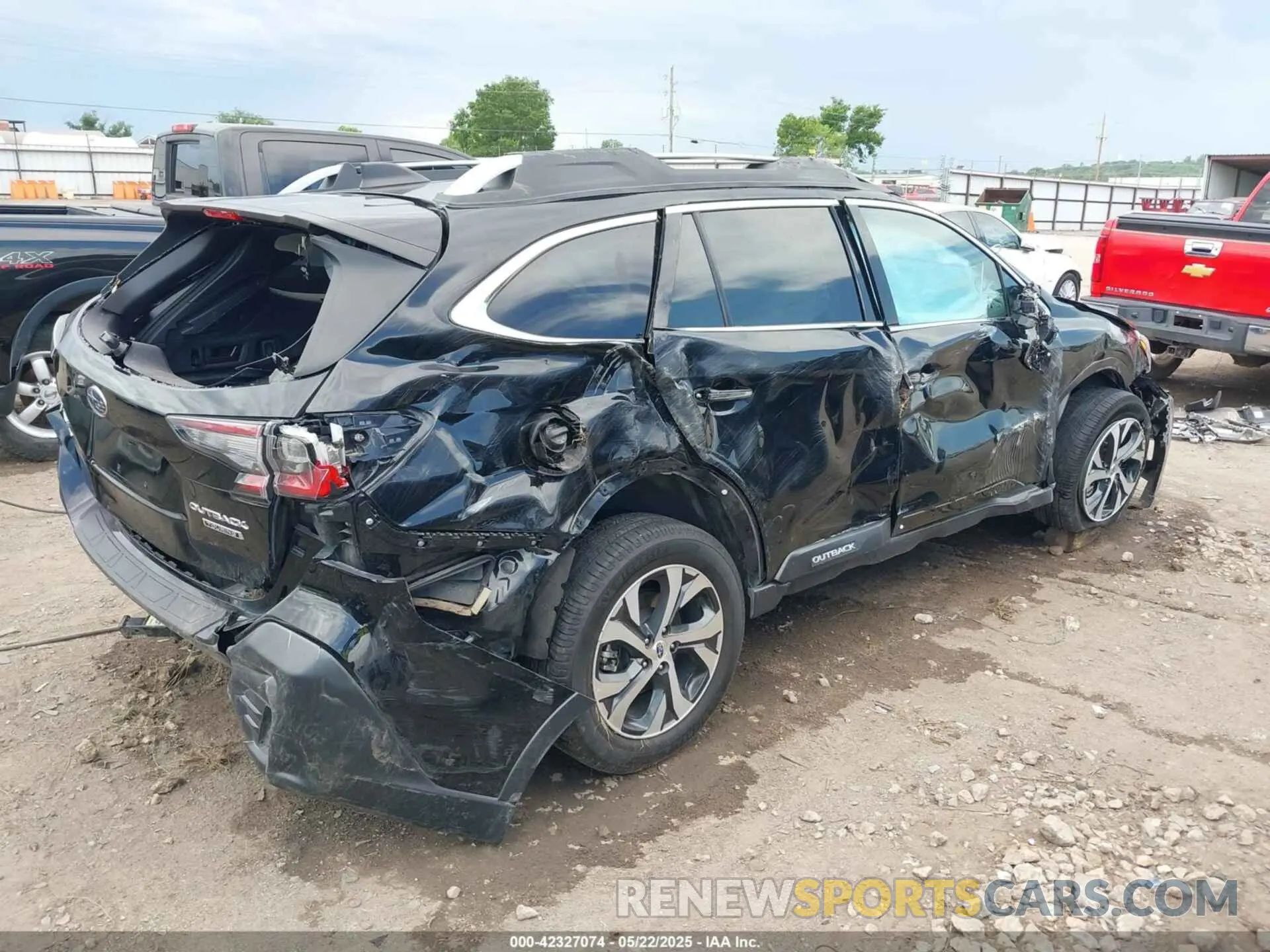 4 Photograph of a damaged car 4S4BTAPC8L3103199 SUBARU OUTBACK 2020