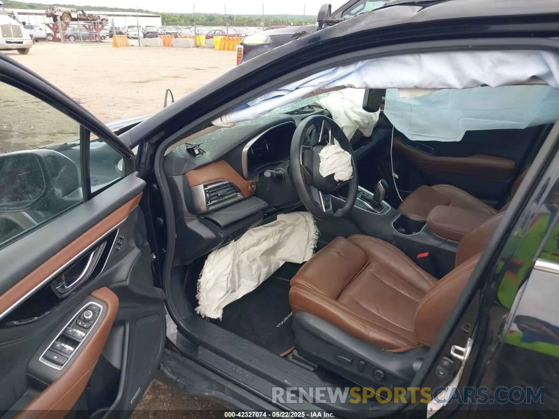 5 Photograph of a damaged car 4S4BTAPC8L3103199 SUBARU OUTBACK 2020