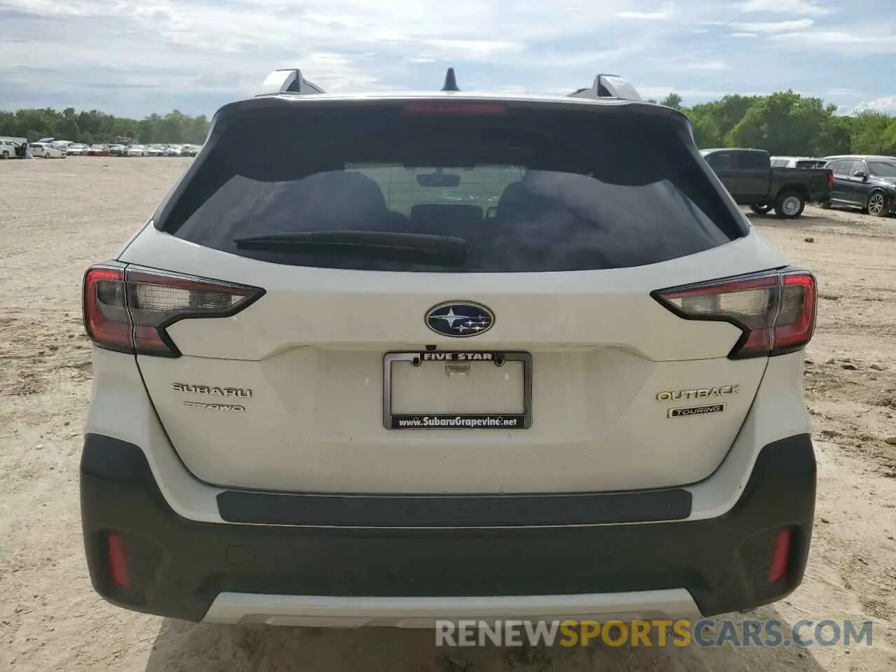 6 Photograph of a damaged car 4S4BTAPC8L3253975 SUBARU OUTBACK 2020