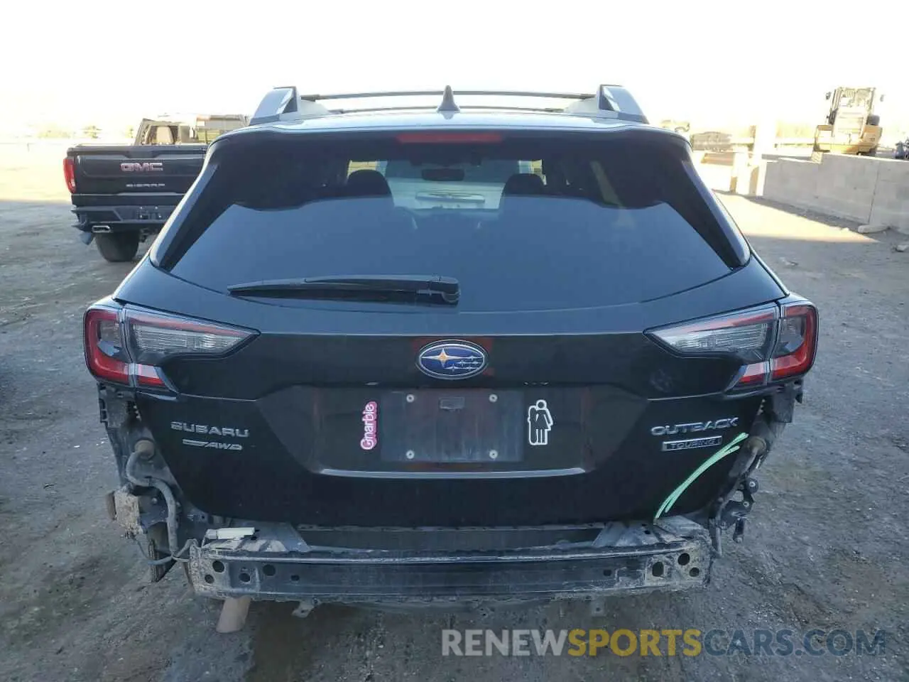 6 Photograph of a damaged car 4S4BTAPC9L3194886 SUBARU OUTBACK 2020