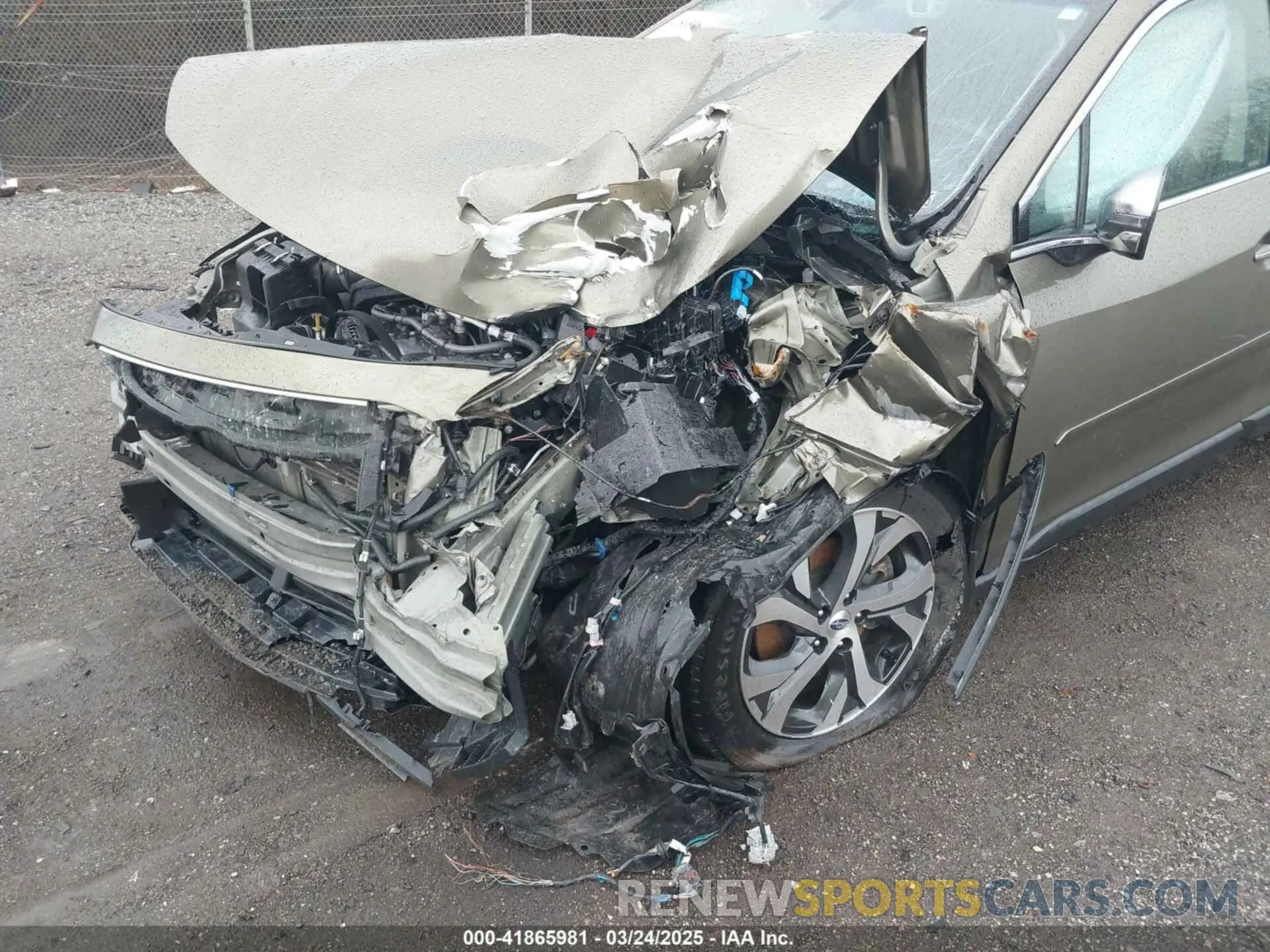 6 Photograph of a damaged car 4S4BTAPC9L3267268 SUBARU OUTBACK 2020