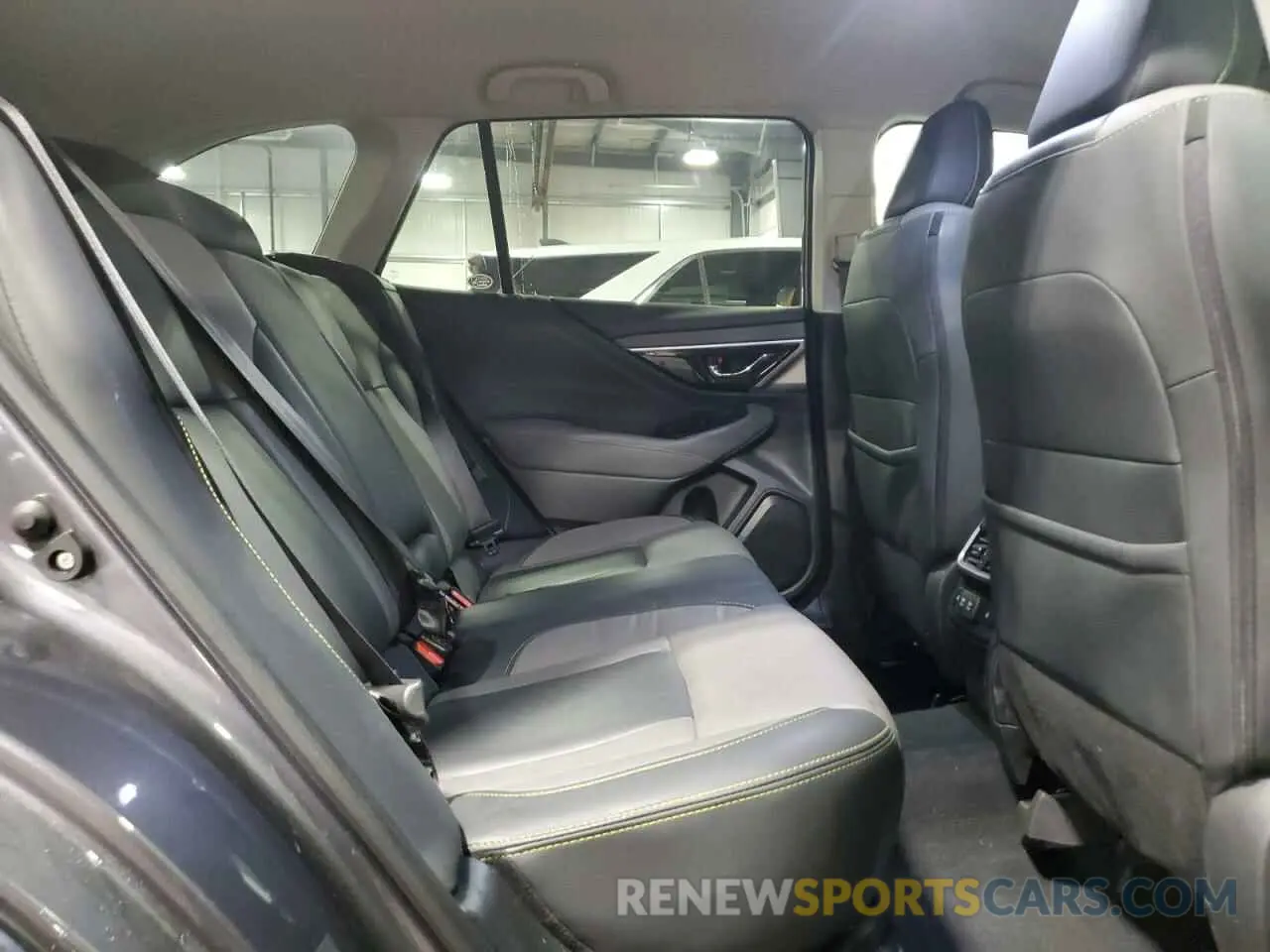 11 Photograph of a damaged car 4S4BTGHD6L3167333 SUBARU OUTBACK 2020