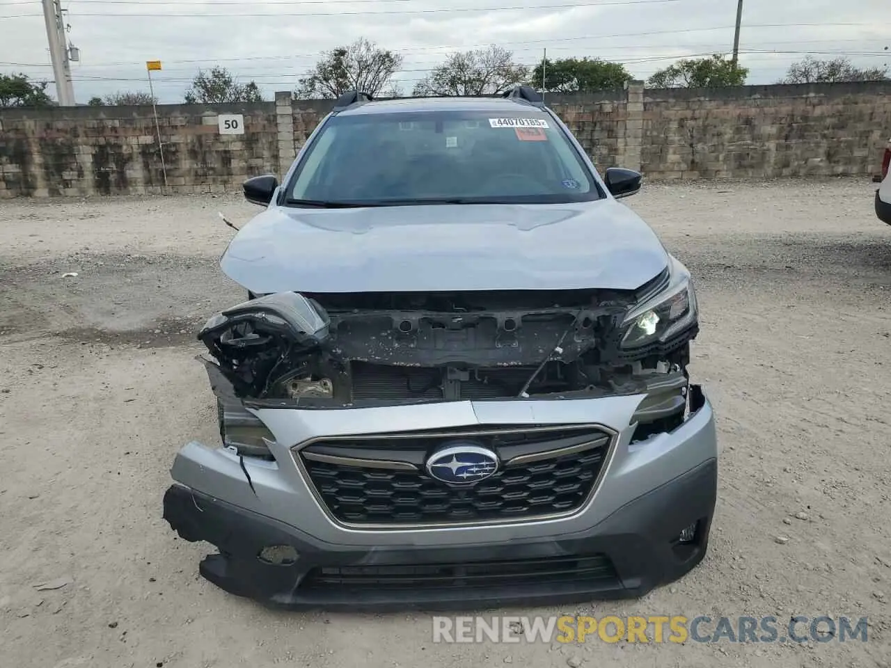 5 Photograph of a damaged car 4S4BTGKD2L3135438 SUBARU OUTBACK 2020
