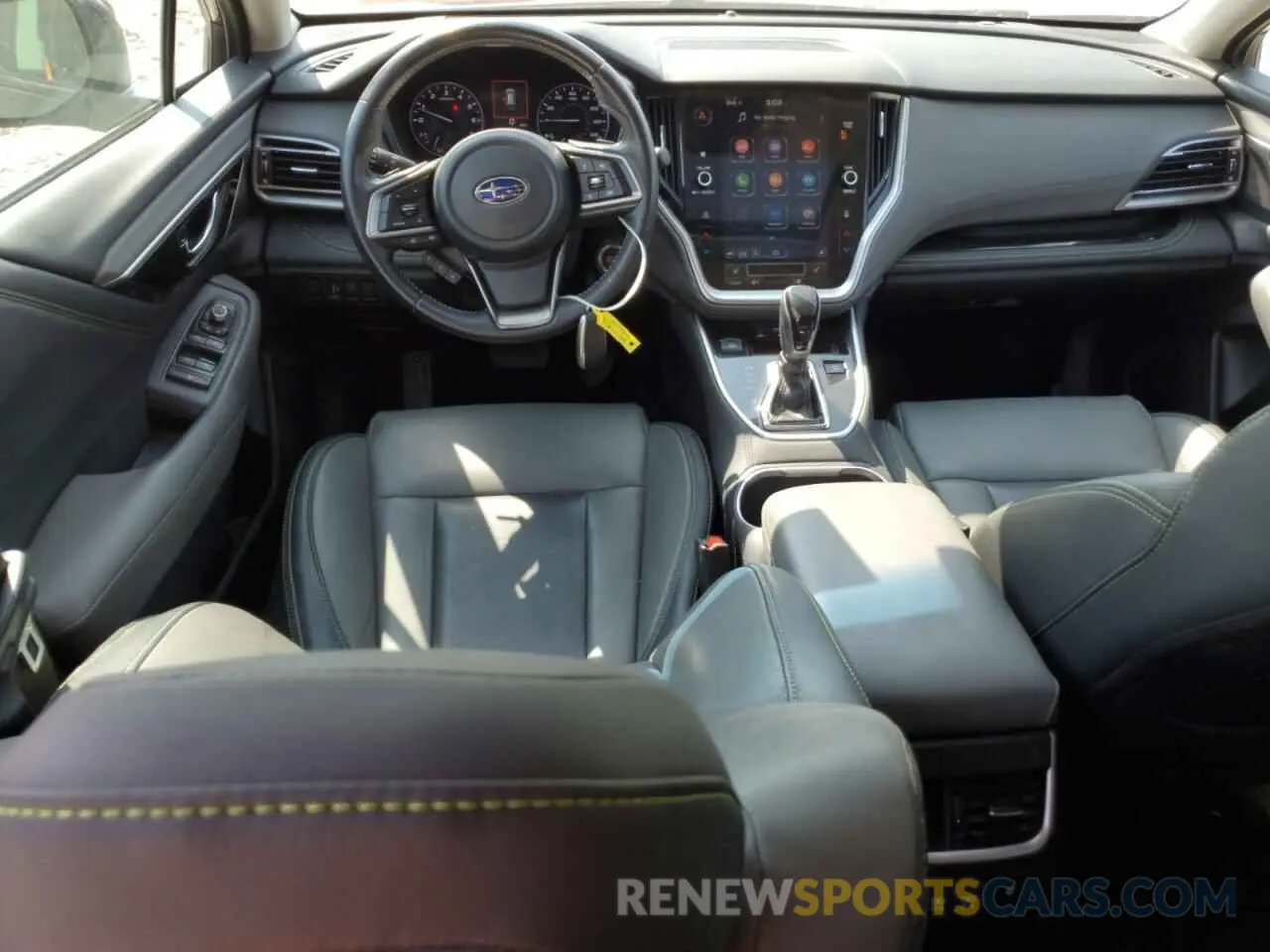 8 Photograph of a damaged car 4S4BTGKD8L3119244 SUBARU OUTBACK 2020