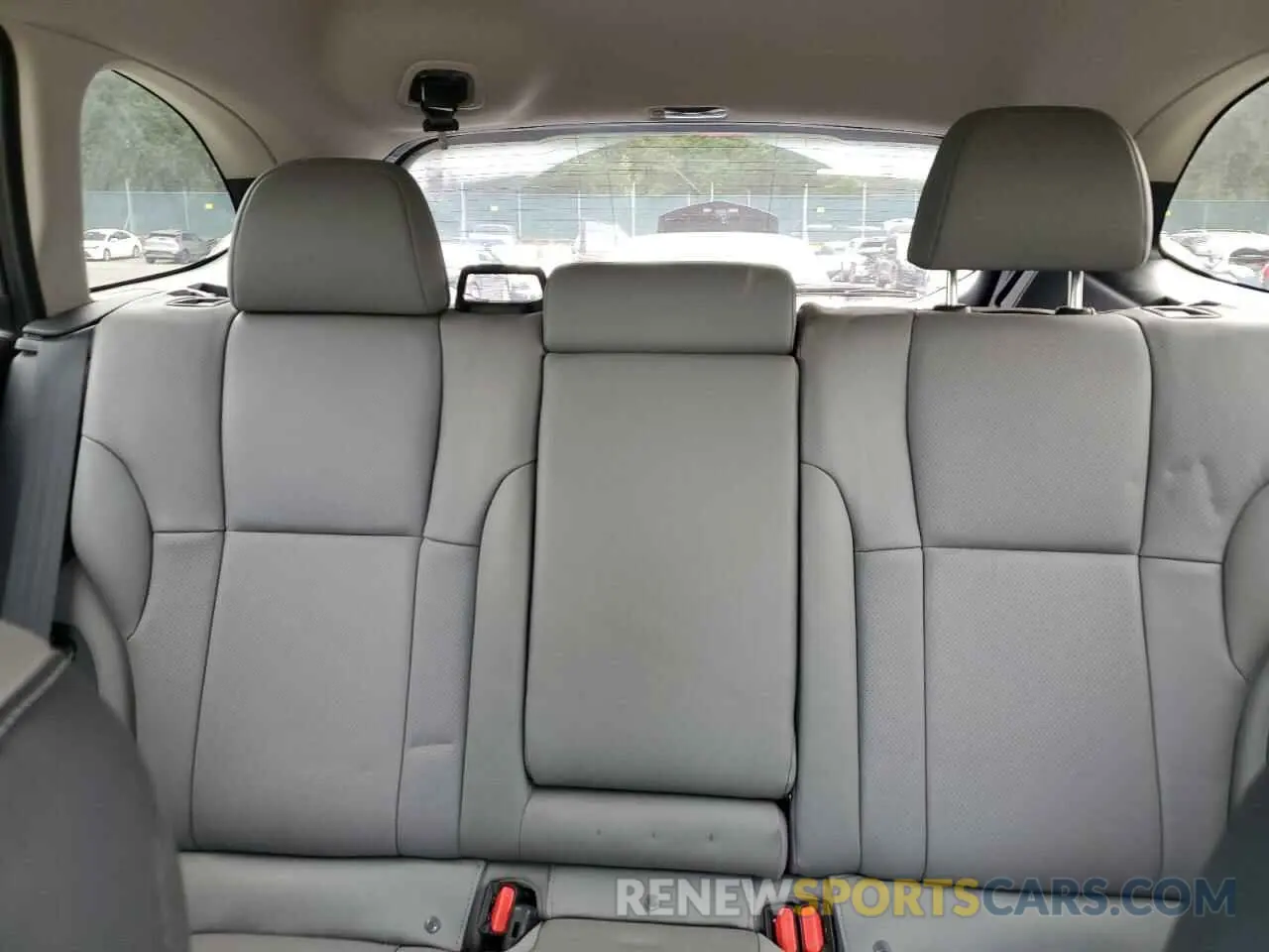 10 Photograph of a damaged car 4S4BTGND5L3142685 SUBARU OUTBACK 2020