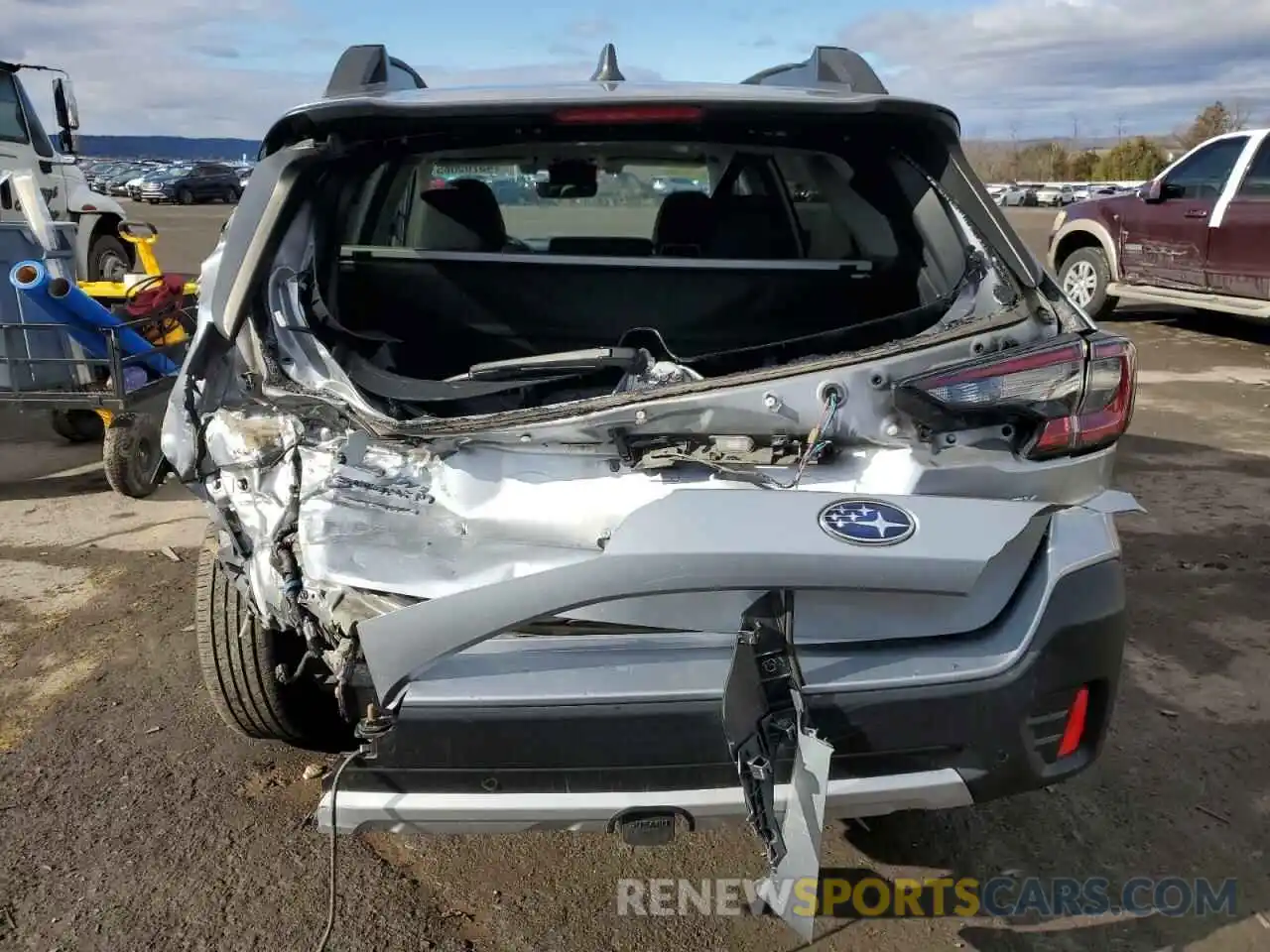 6 Photograph of a damaged car 4S4BTGND5L3233780 SUBARU OUTBACK 2020